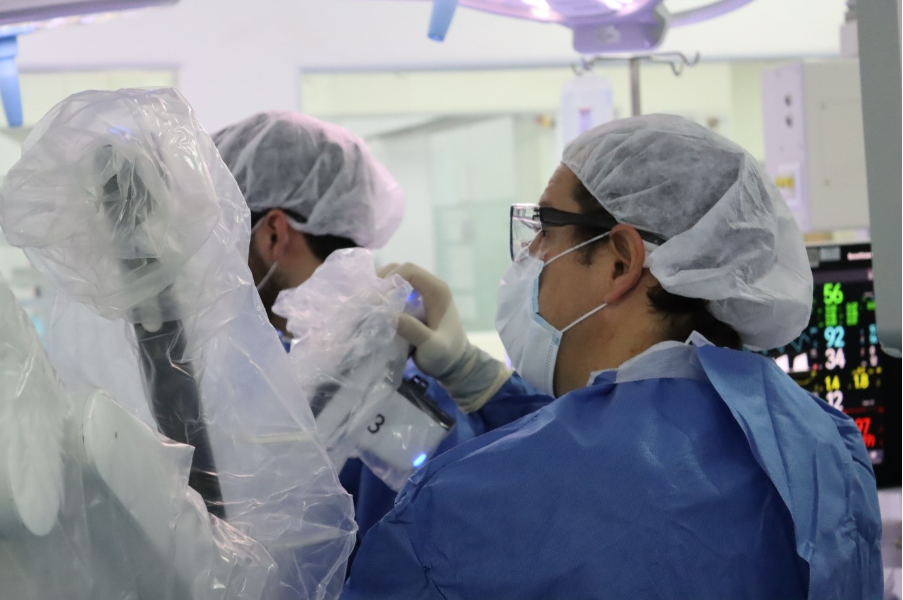 Cirugia robotica FSFB
