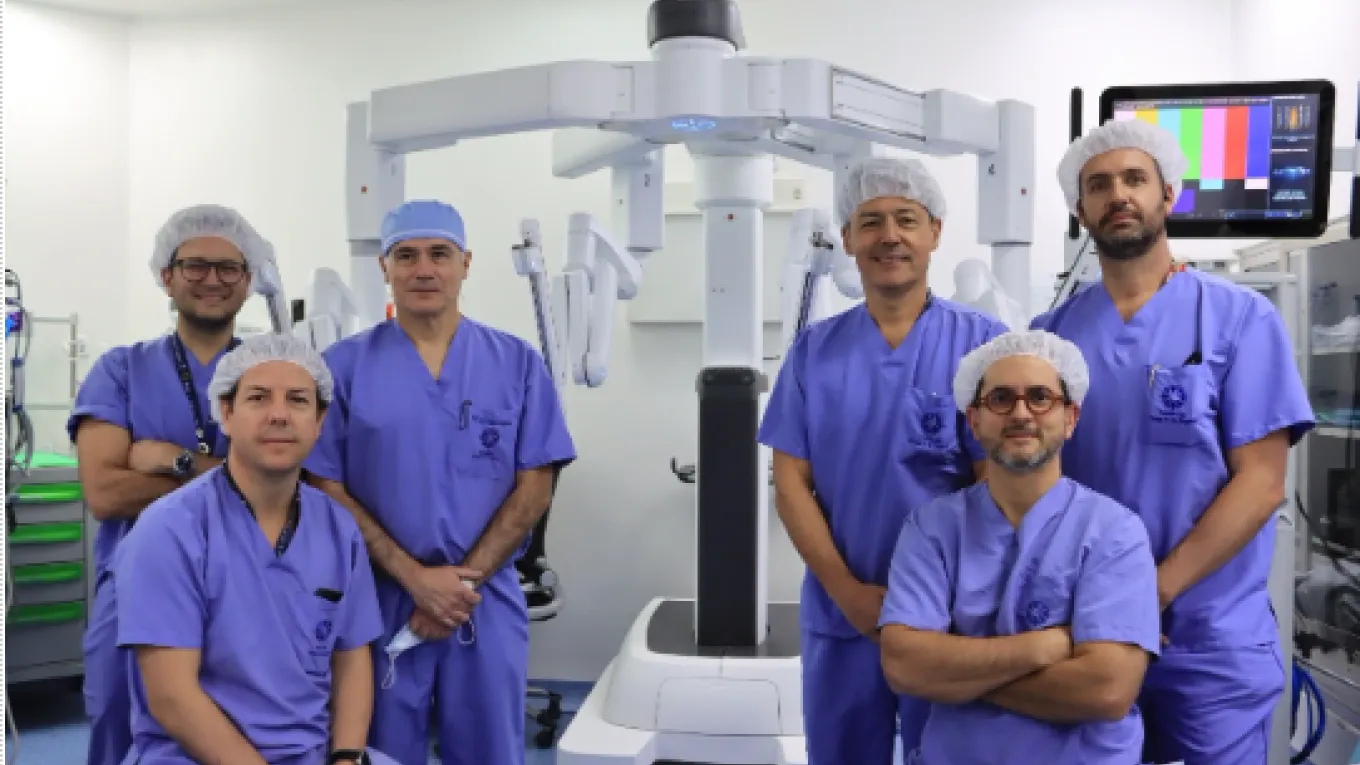 Cirugia robotica fsfb